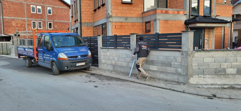 Montaža aluminijumske kapije, ograde, 