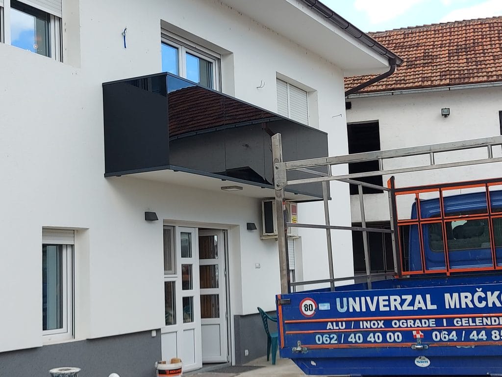 stakleni gelenderi po meri